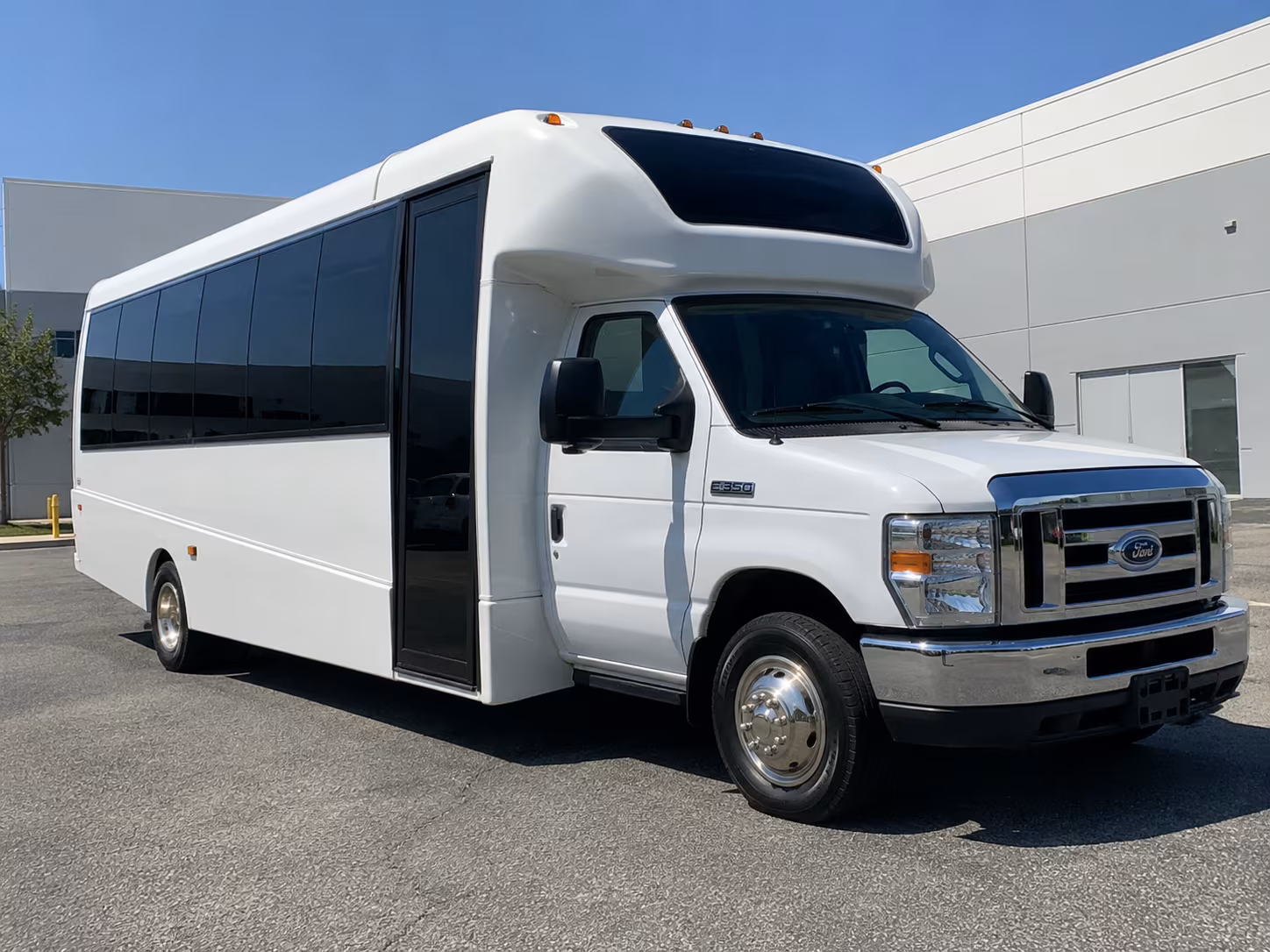 charter buses for large johns creek prom groups and school shuttles