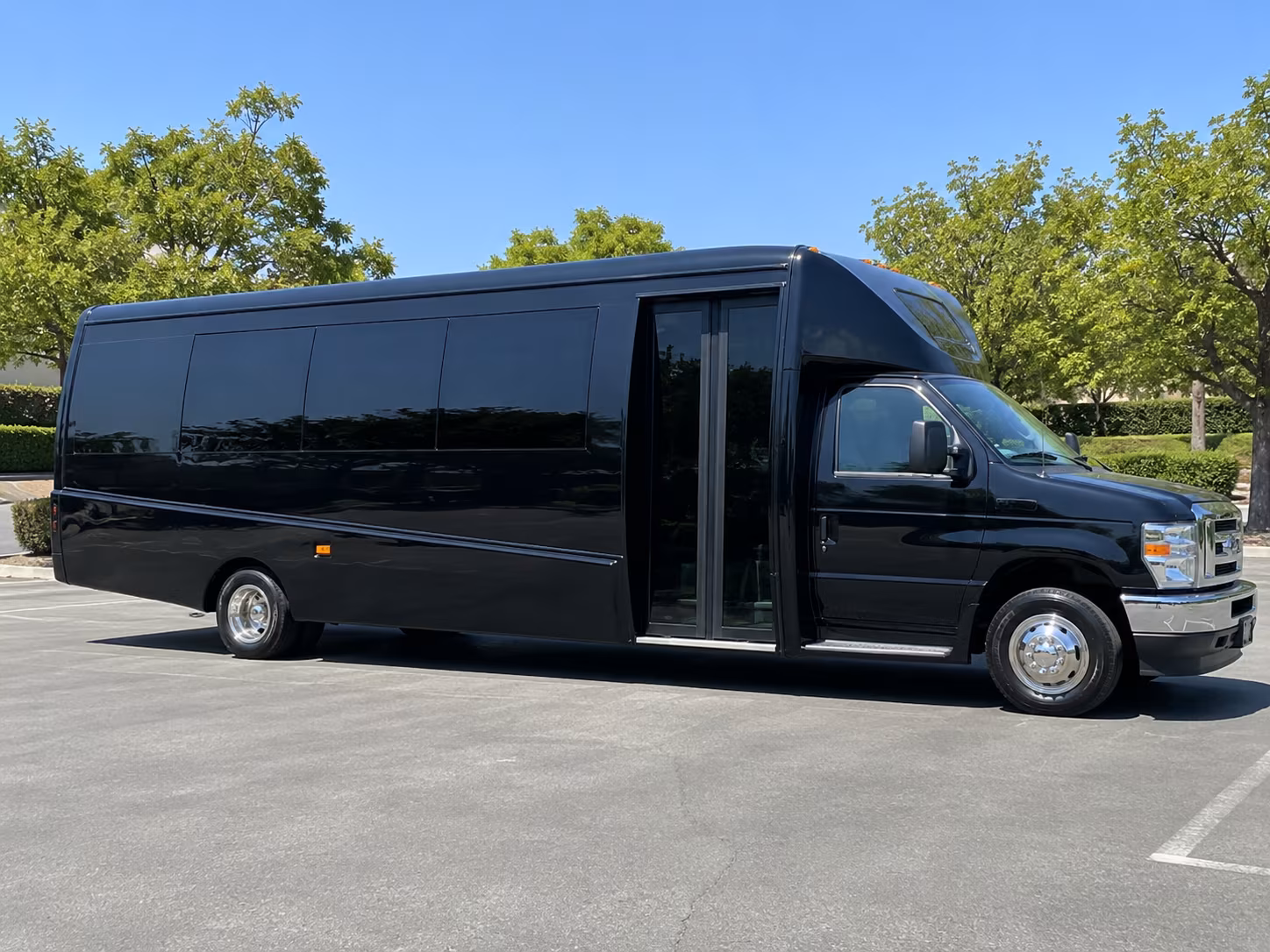 find the perfect transportation for your next wedding 3